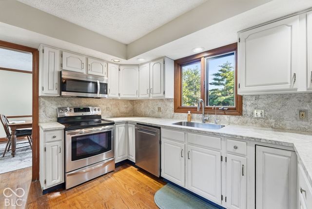 9517 Moorings Boulevard, Indianapolis, IN 46256