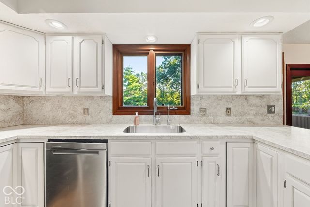 9517 Moorings Boulevard, Indianapolis, IN 46256