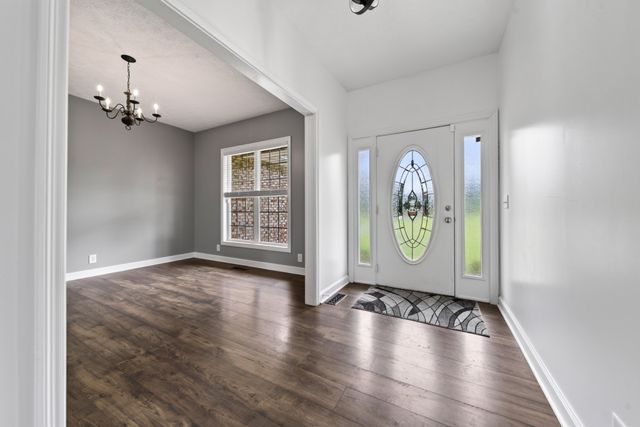 513 N Russell St, Portland, TN 37148