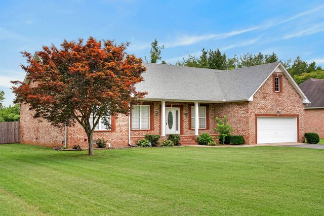 513 N Russell St, Portland, TN 37148