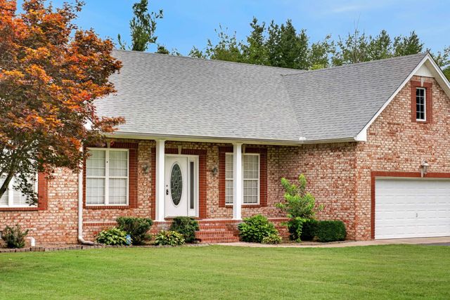 513 N Russell St, Portland, TN 37148