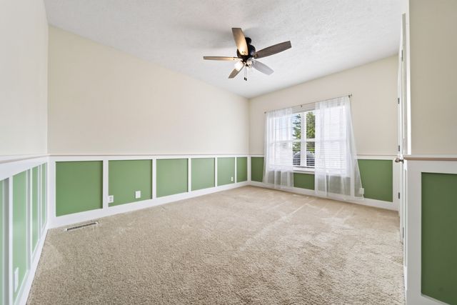 513 N Russell St, Portland, TN 37148