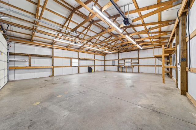 513 N Russell St, Portland, TN 37148