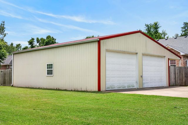 513 N Russell St, Portland, TN 37148