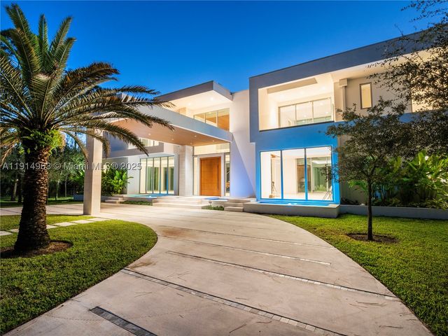 6720 SW 98th St, Pinecrest, FL 33156