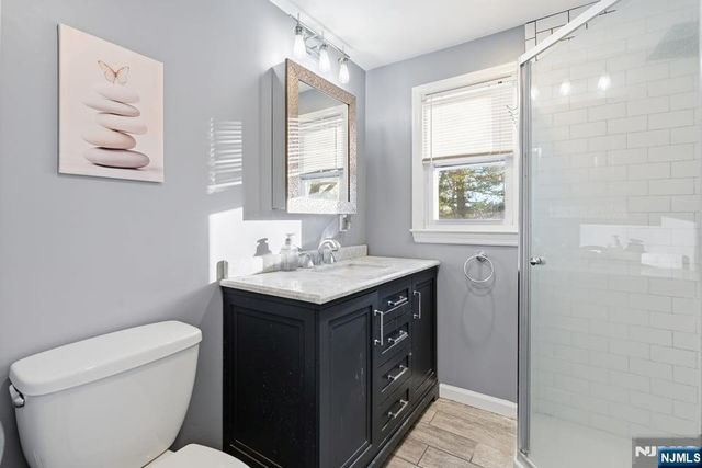 21-10 Carlisle Place, Fair Lawn, NJ 07410