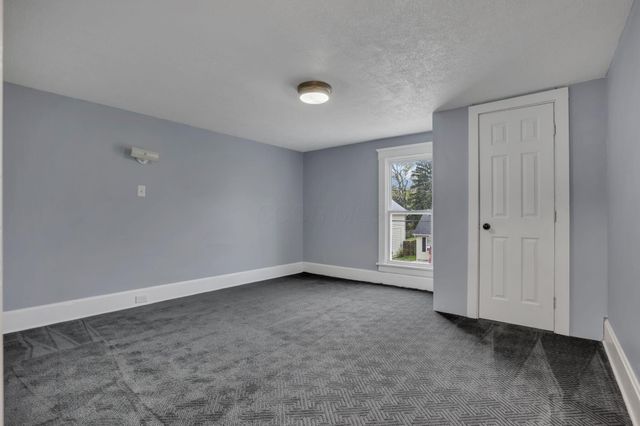 86 Wilwood Avenue, Newark, OH 43055