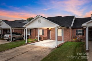 3923 Sage Court, Denver, NC 28037