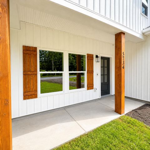 5734 Glifton Avenue, Ravenel, SC 29470