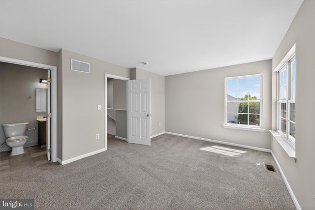 390 ADDISON RD, Smyrna, DE 19977