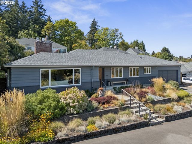 7955 Sw 4TH Ave, Portland, OR 97219