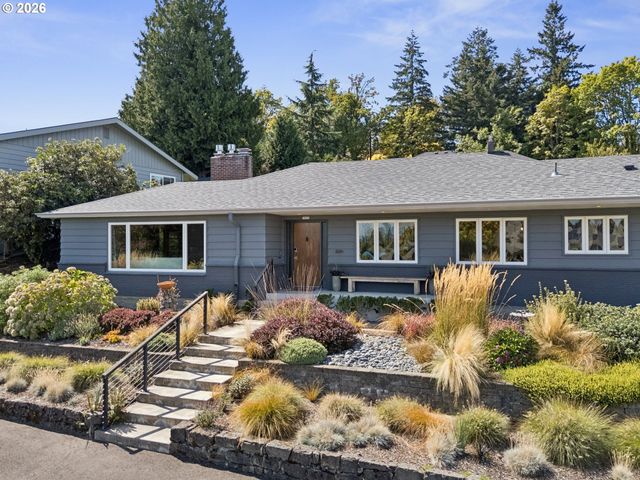 7955 Sw 4TH Ave, Portland, OR 97219
