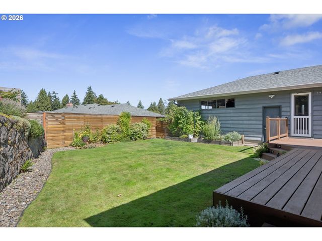 7955 Sw 4TH Ave, Portland, OR 97219