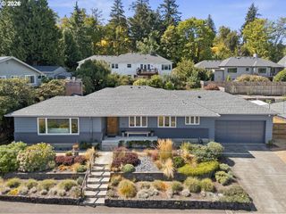 7955 Sw 4TH Ave, Portland, OR 97219
