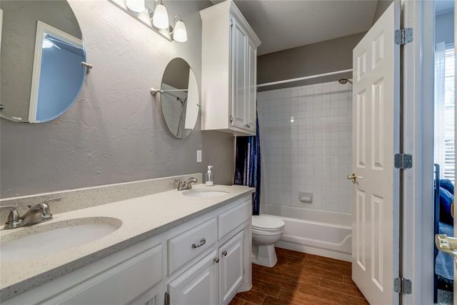 3608 Equestrian Court, Edmond, OK 73034