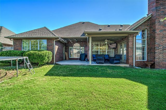 3608 Equestrian Court, Edmond, OK 73034