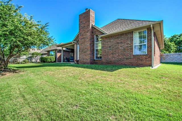 3608 Equestrian Court, Edmond, OK 73034