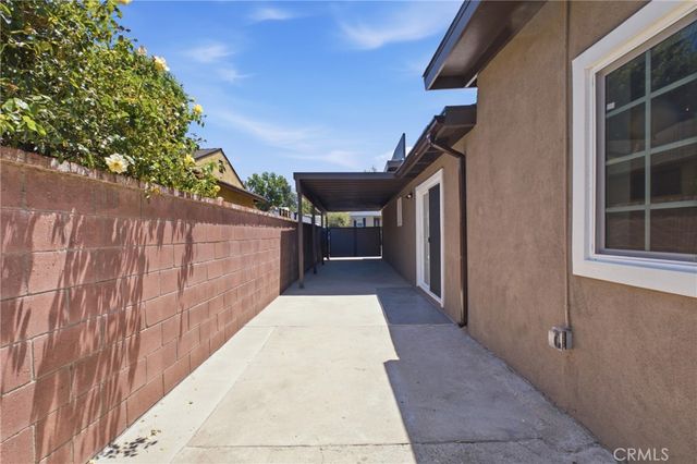 10227 Mcvine, Sunland, CA 91040