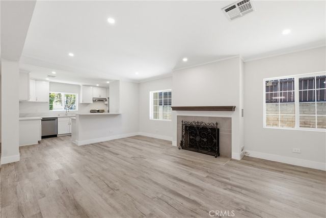 10227 Mcvine, Sunland, CA 91040