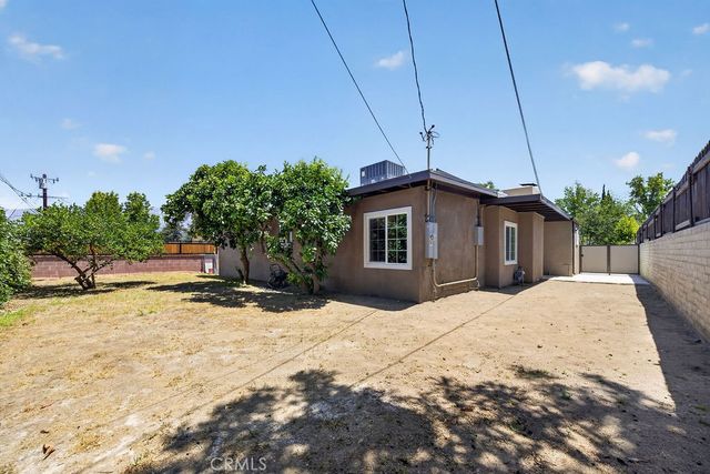 10227 Mcvine, Sunland, CA 91040