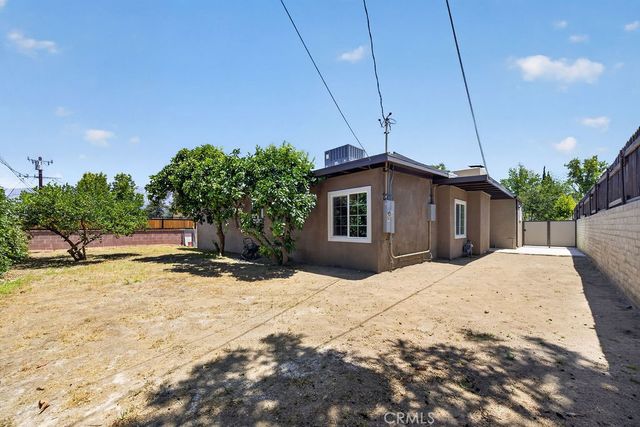 10227 Mcvine, Sunland, CA 91040