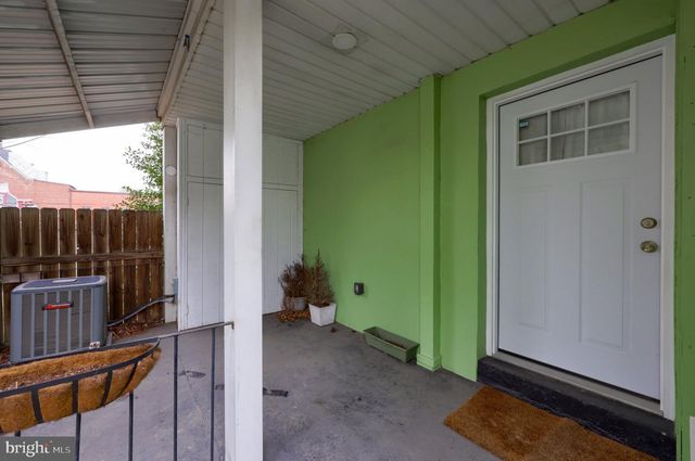 13 E NEW ST, Lancaster, PA 17602