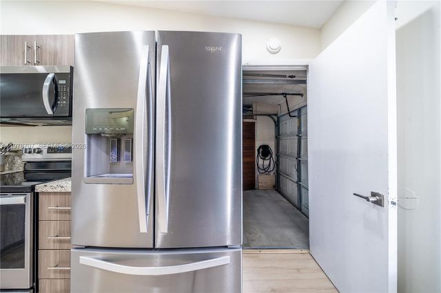 9341 E Fern Ln, Miramar, FL 33025