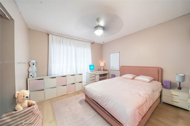 9341 E Fern Ln, Miramar, FL 33025