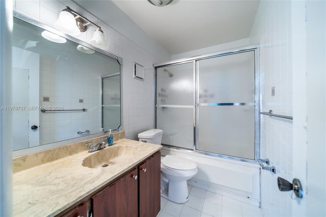 9341 E Fern Ln, Miramar, FL 33025