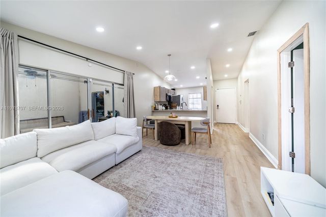 9341 E Fern Ln, Miramar, FL 33025