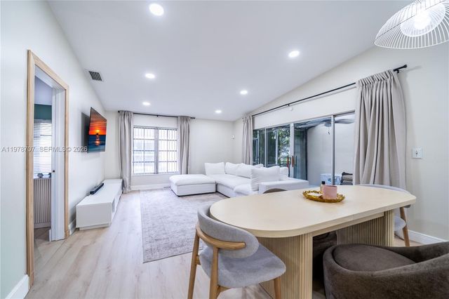 9341 E Fern Ln, Miramar, FL 33025