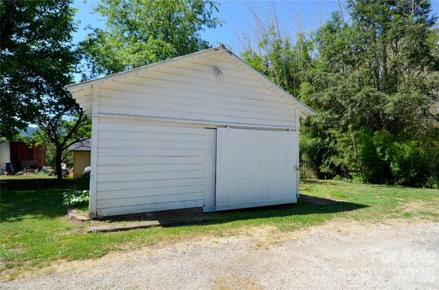 1419 US 70 Highway W, Valdese, NC 28690