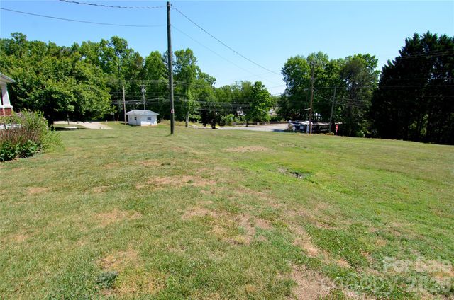1419 US 70 Highway W, Valdese, NC 28690