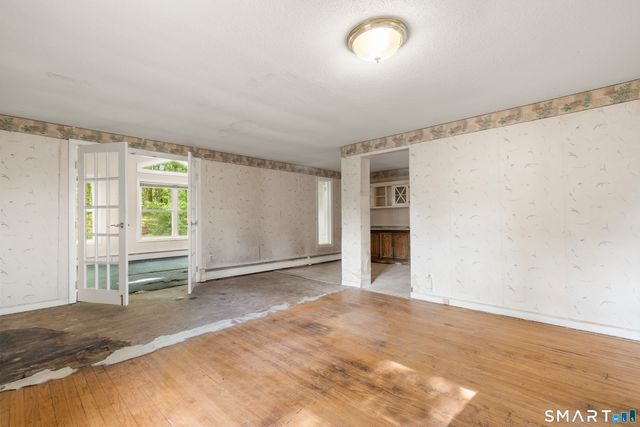 516 Park Road, West Hartford, CT 06107