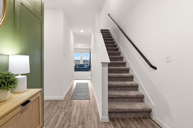 212 Wonderful Life WAY, Jarrell, TX 76537