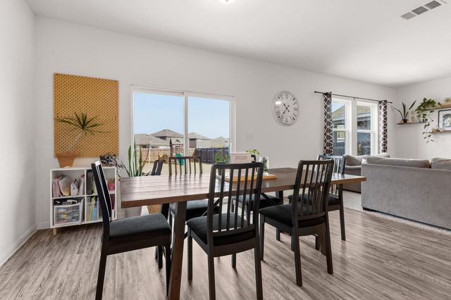 212 Wonderful Life WAY, Jarrell, TX 76537