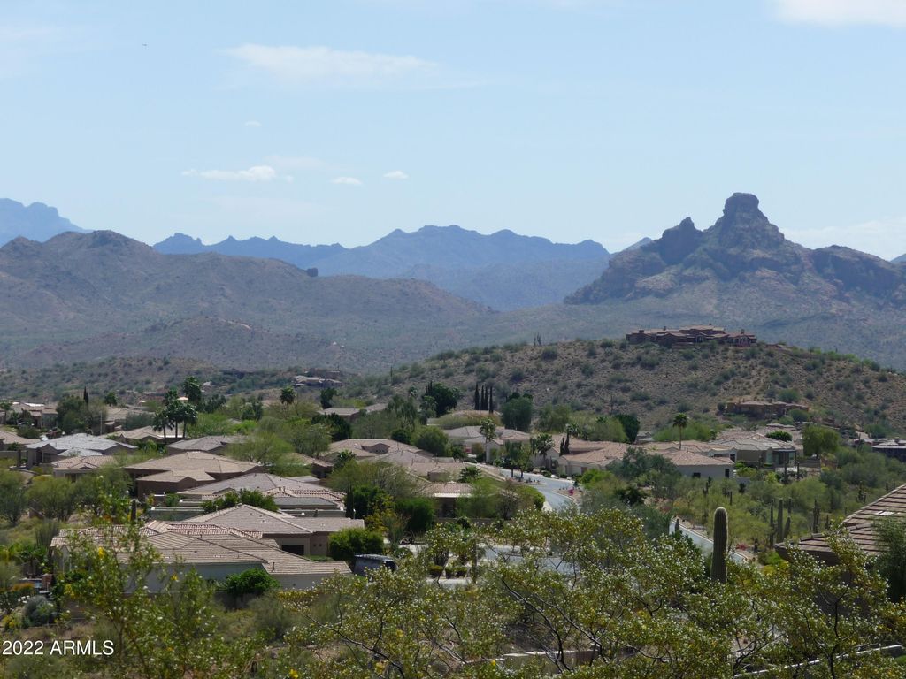 11416 N CRESTVIEW Drive 4, Fountain Hills, AZ 85268 — exterior