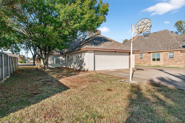 612 S Arizona, Celina, TX 75009