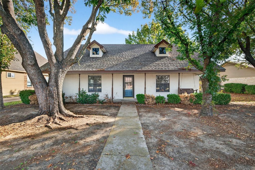 612 S Arizona, Celina, TX 75009