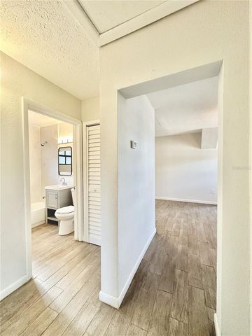 2928 W ELROD AVENUE, Tampa, FL 33611