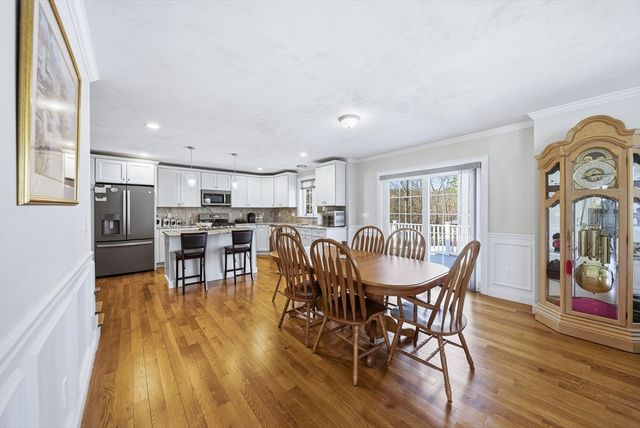 11 Bigelow Dr 22, Berlin, MA 01503