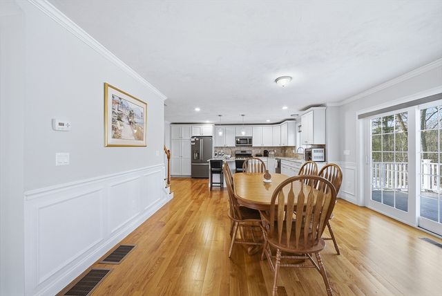 11 Bigelow Dr 22, Berlin, MA 01503