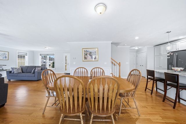 11 Bigelow Dr 22, Berlin, MA 01503