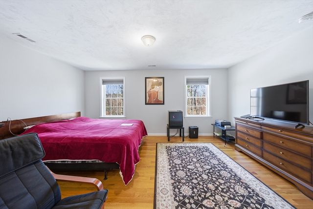 11 Bigelow Dr 22, Berlin, MA 01503