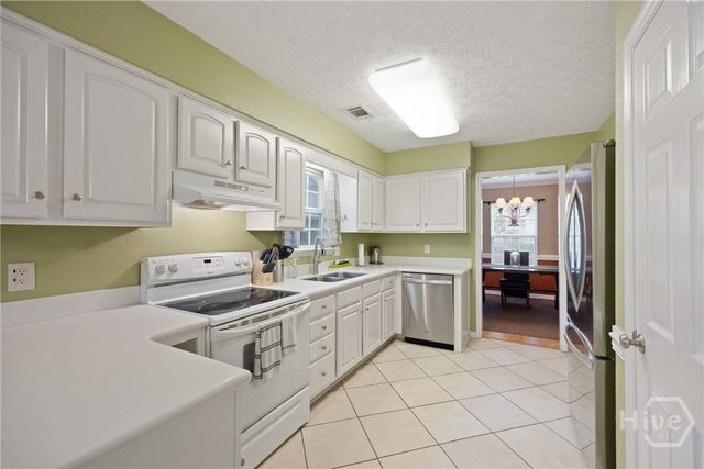 6 Barons Way, Savannah, GA 31419