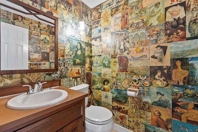2 Rourke Lane, Lynnfield, MA 01940