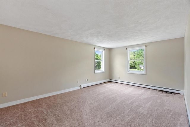 2 Rourke Lane, Lynnfield, MA 01940