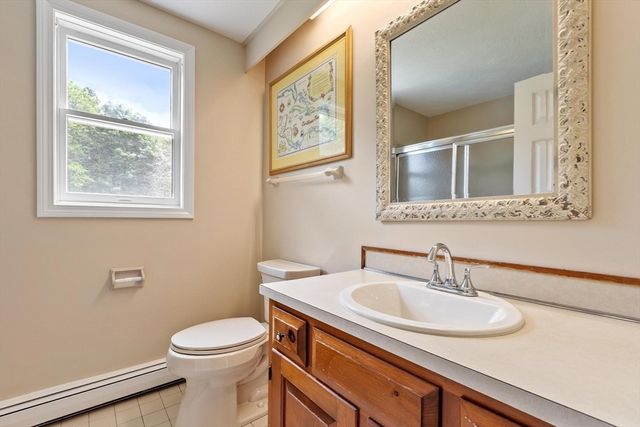 2 Rourke Lane, Lynnfield, MA 01940