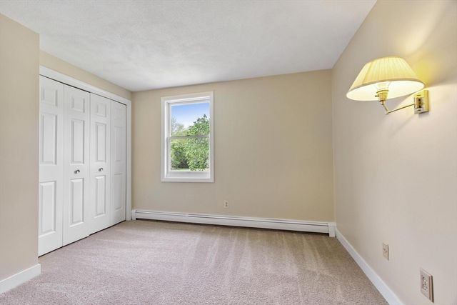 2 Rourke Lane, Lynnfield, MA 01940