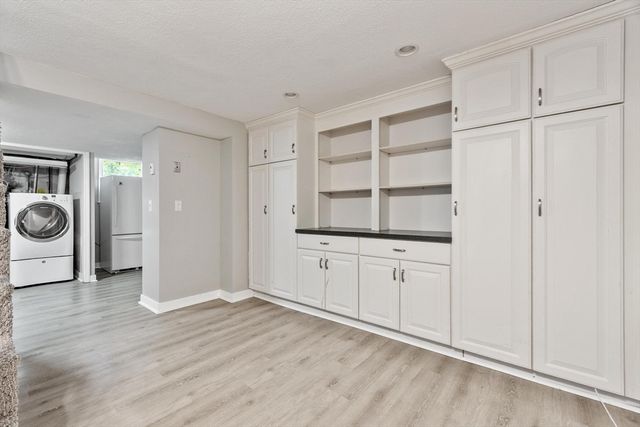 2 Rourke Lane, Lynnfield, MA 01940